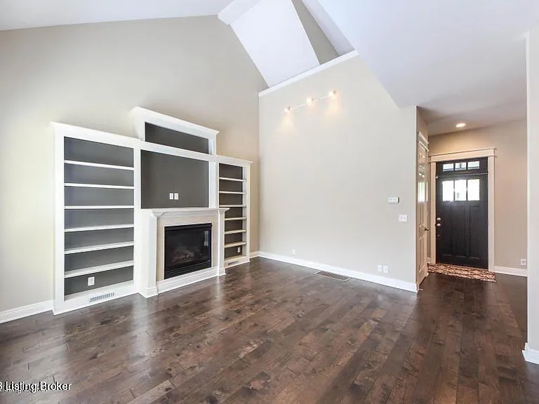 9506 Gerardia Ln — Photo 12