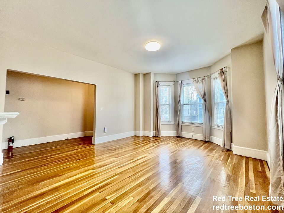 79 Millet St 1, Dorchester Center, MA 02124 Zillow
