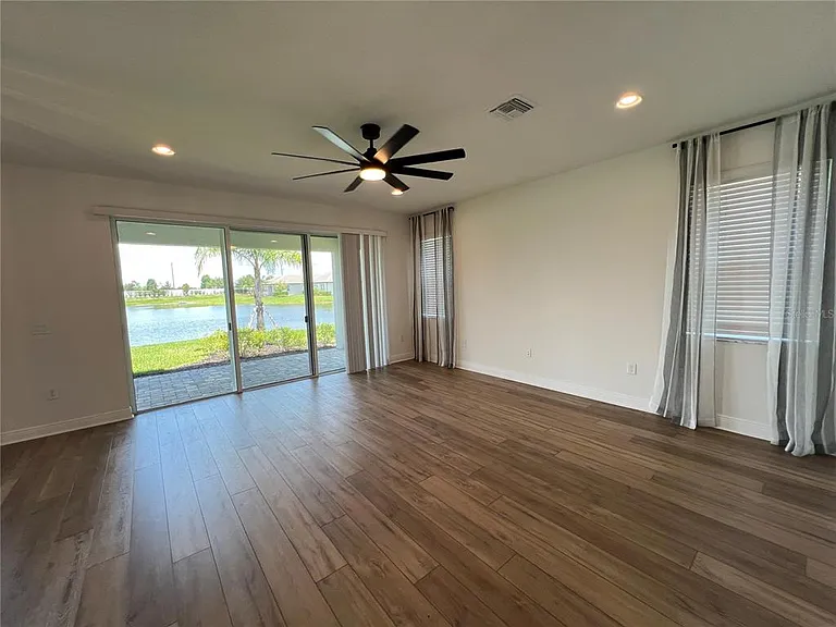 3704 Wild Blossom Pl — Photo 31