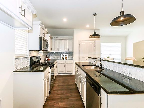5th image of 7908 Avenue N