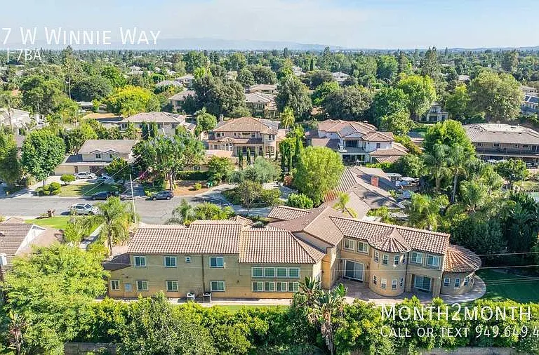 137 W Winnie Way — Photo 68