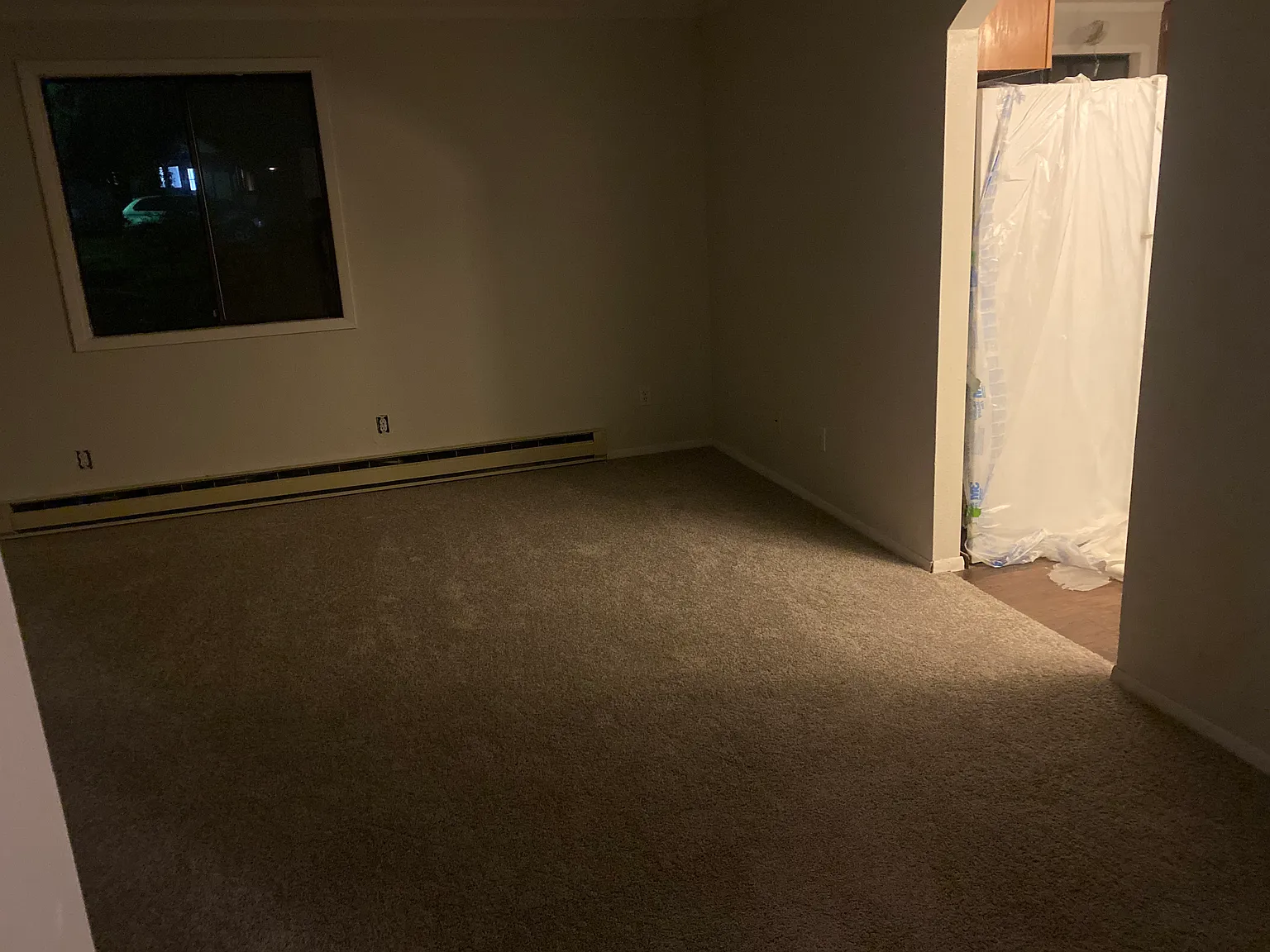 2 bed, 1000 sqft, $1,725 — Photo 3
