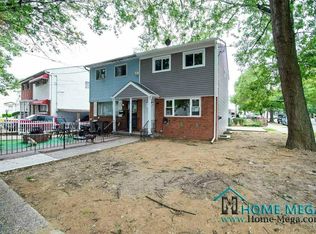 12002 146th St, Jamaica, NY 11436