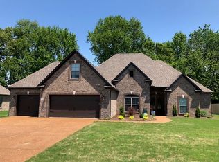 228 Millstream Dr, Jackson, TN 38305