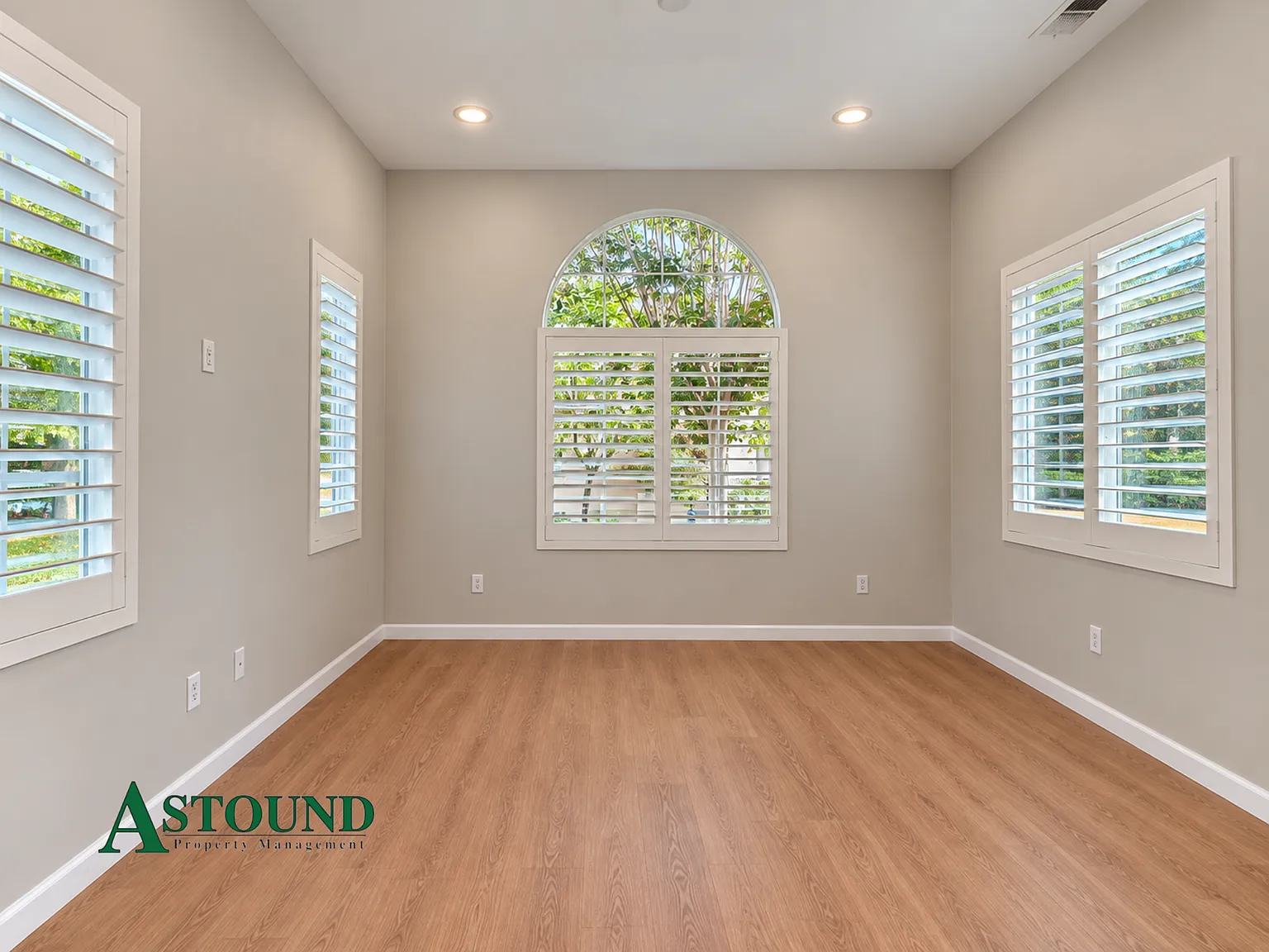 1041 Cedarwood Loop - 1 — Photo 4