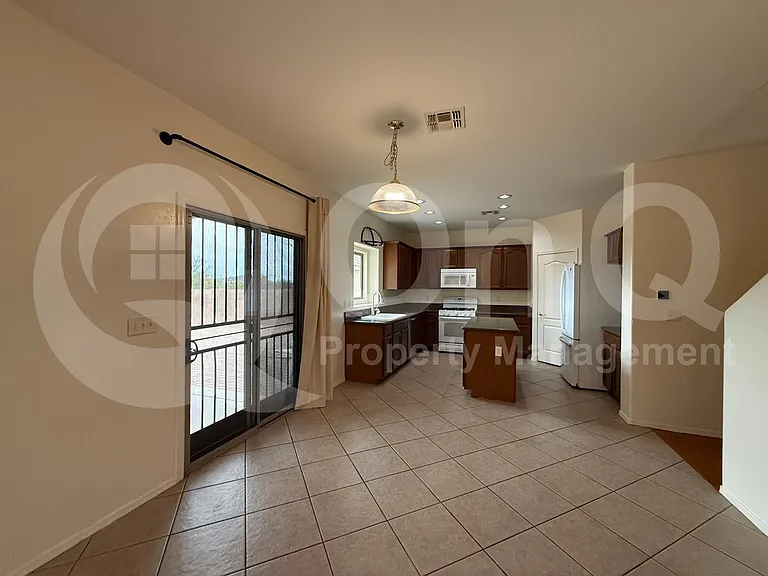 4129 S Alexandrite Ave — Photo 7