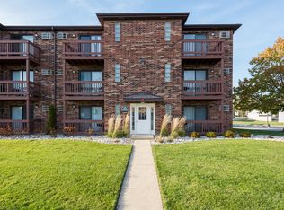 1150 Cedar St APT 2A, Glendale Heights, IL 60139