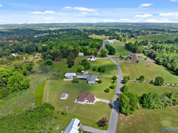 845 County Road 1728, Holly Pond, AL 35083