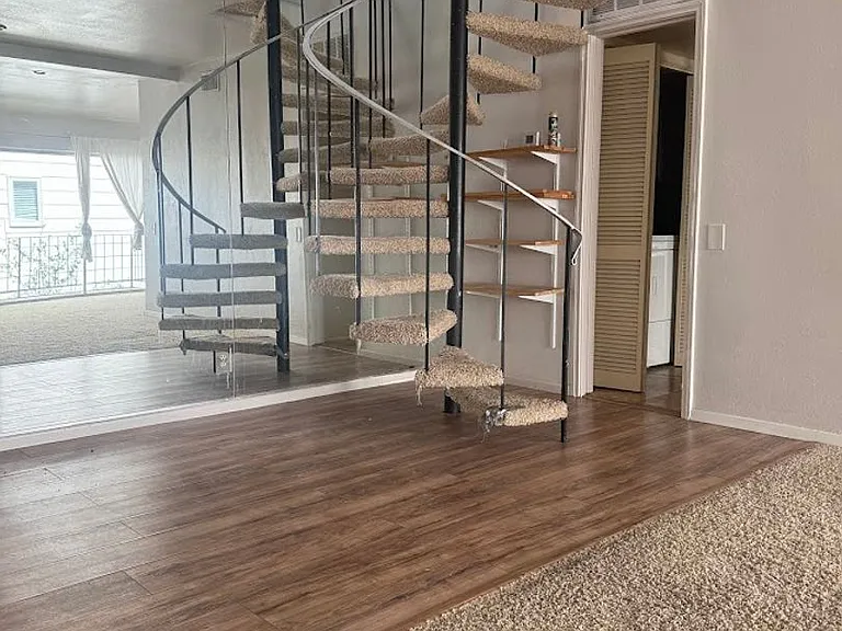 2704 San Pedro St #14 — Photo 3