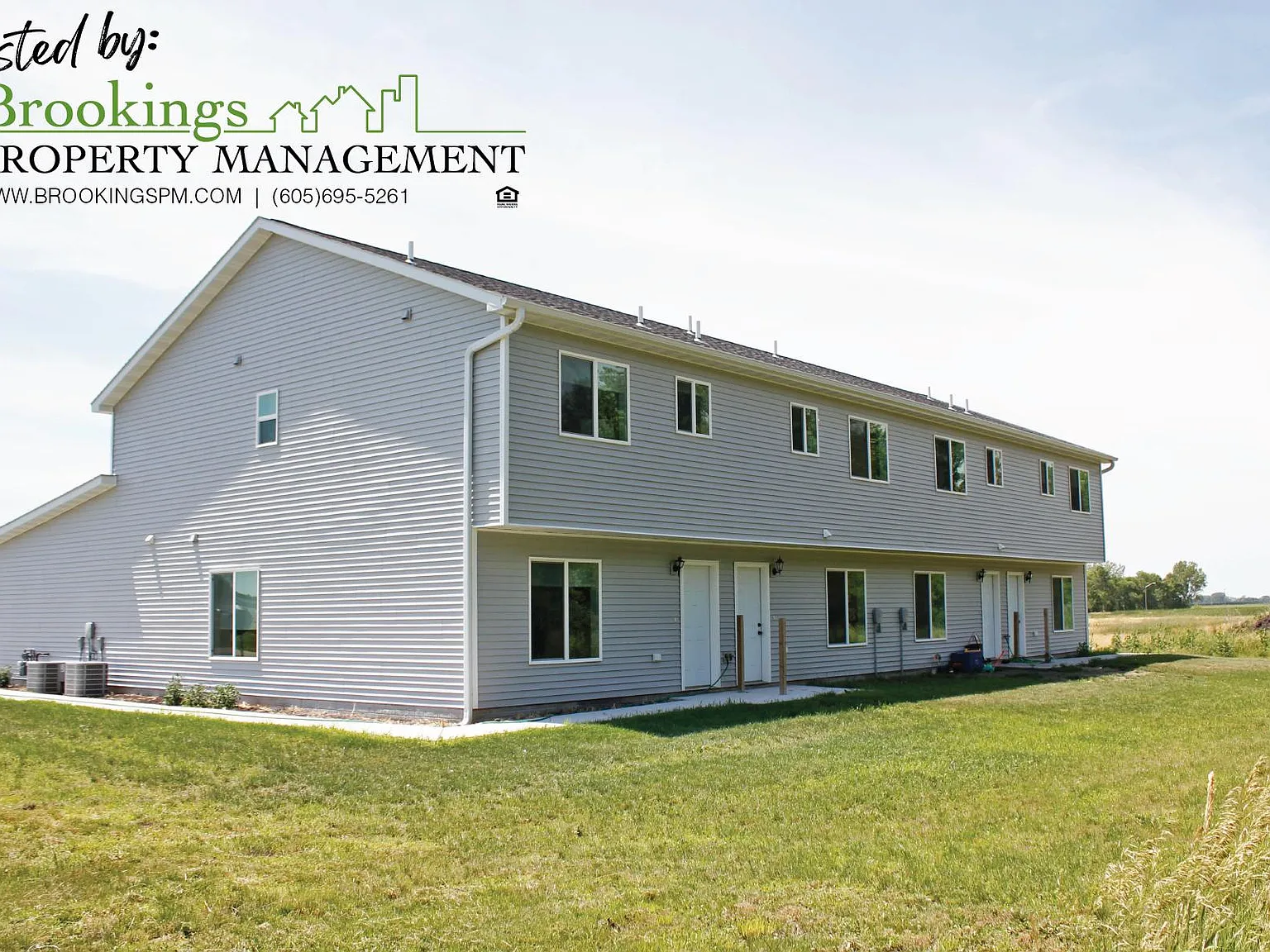 3 bed, 2.5 bath, 1330 sqft, $1,600 — Photo 1