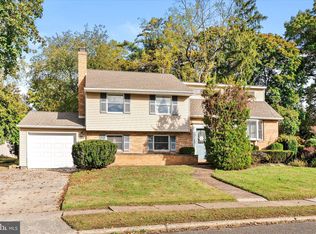 10 Winding Way, Mount Holly, NJ 08060