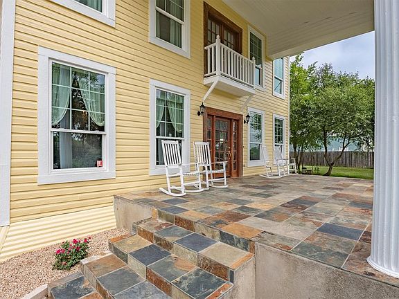 3rd image of 5401 N Fm 157
