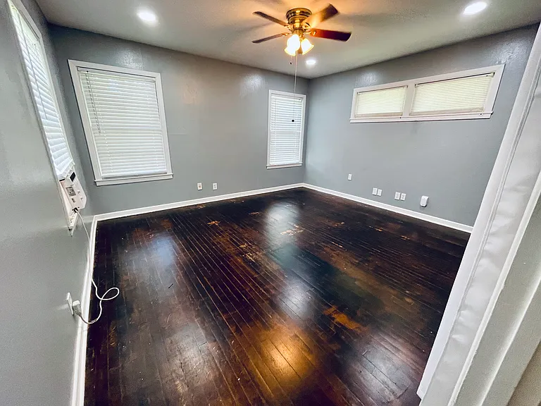 3109 Redwood Dr — Photo 10
