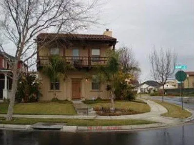 501 Belmont Ln photo 1