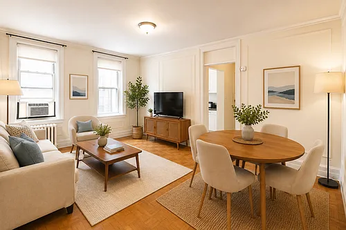 200 W 93rd St #4D Photo 1