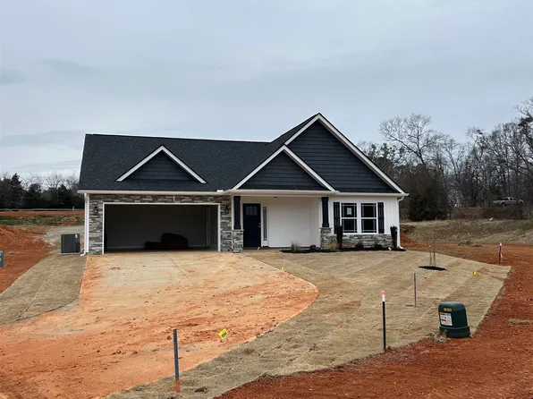 1149 New Basin Dr, Inman, SC 29349