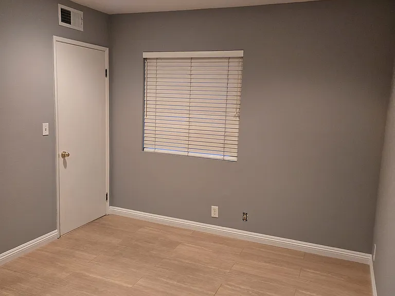 2344 Fletcher Dr #122 — Photo 5