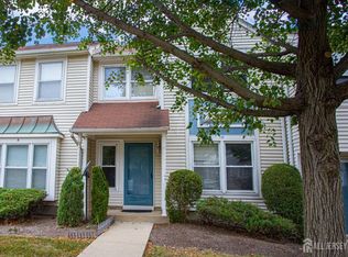 10 Concord Sq, Sayreville, NJ 08872