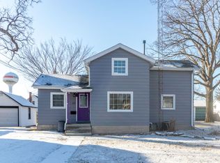 228 W 3rd St, Sandwich, IL 60548