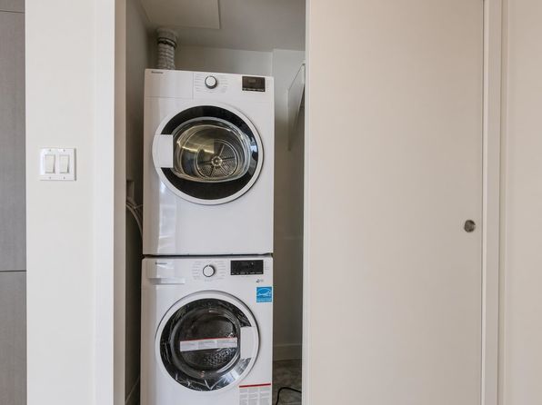 1 bedroom rental in Surrey — photo 15