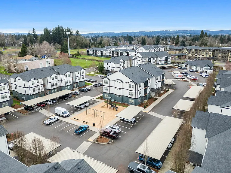 Keizer Station Apartments — Photo 21