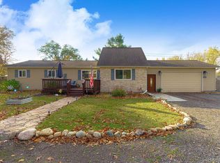 4885 Ormond Rd, White Lake, MI 48383