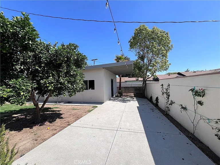 540 Crosby St — Photo 18