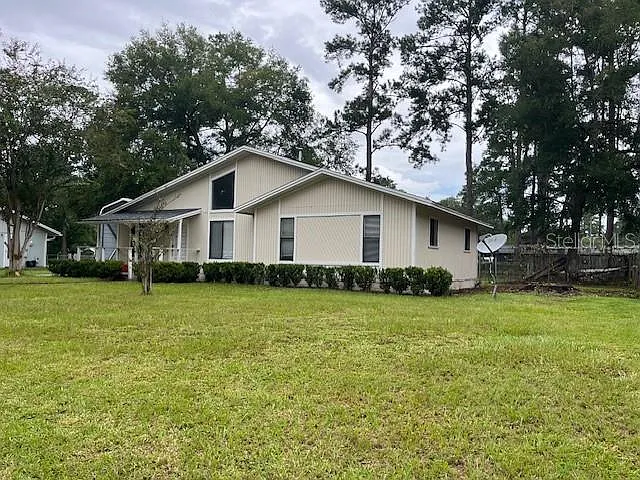 2832 NW 44th Pl
