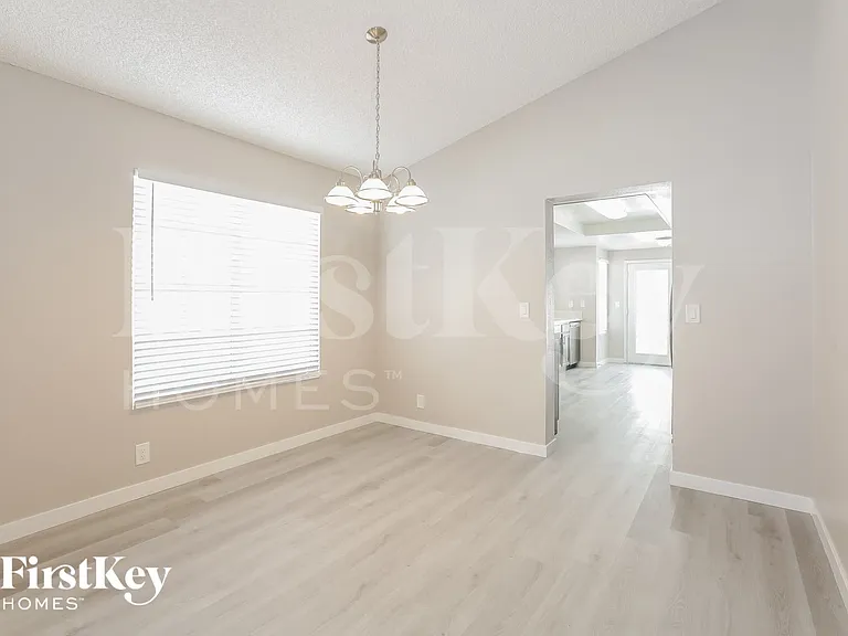 3336 Surfline Dr — Photo 5