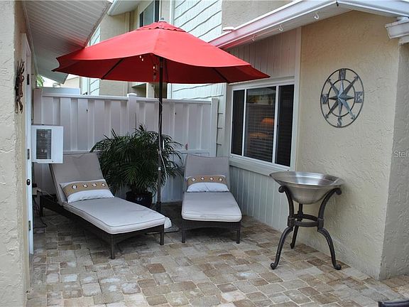 3rd image of 6497 Cape Hatteras Way NE APT 4