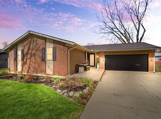 3652 N Lake Shore Dr, Jamestown, OH 45335