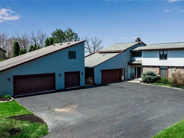 799 Lake Rd, Youngstown, NY 14174