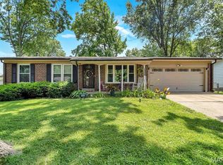 1326 Petite Dr, Saint Louis, MO 63138