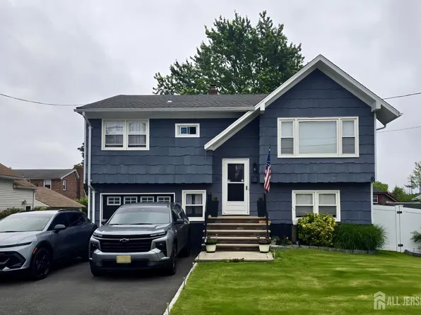 56 3rd Ave, Port Reading, NJ 07064