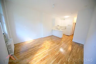 Rented by Metropolitan Realty