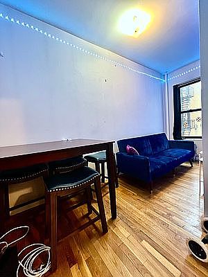 5th image of 128 Thompson St #14A