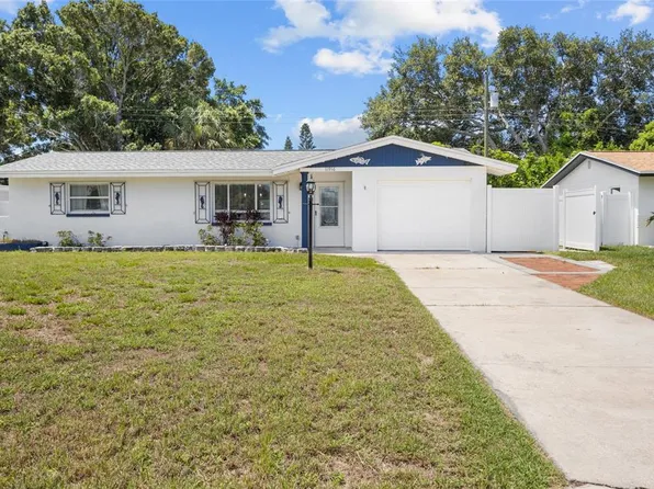 11916 85th Ter, Seminole, FL 33772