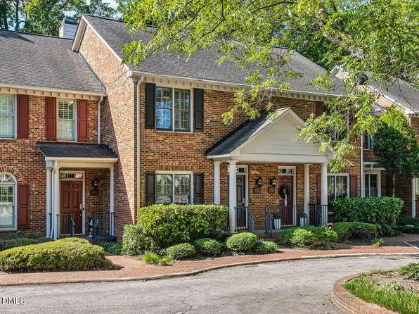 1406 Governors Ct, Raleigh, NC 27604