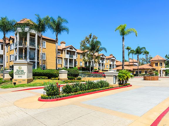 3rd image of 2150 Camino De La Reina Unit 210