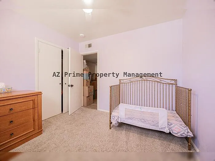 1838 E Hazelwood St — Photo 19