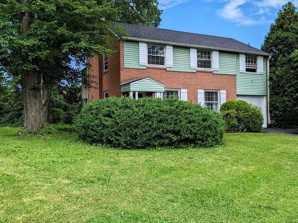 3009 Rebel Rd, Lafayette Hill, PA 19444