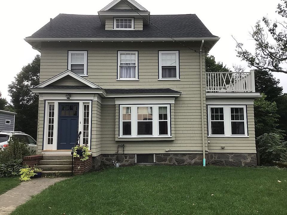 2nd image of 20 Pomfret St