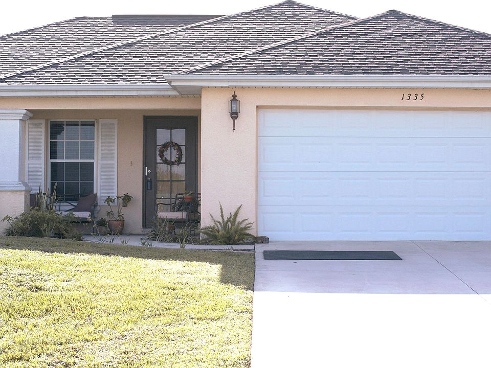 1st image of 1335 NE 12th Ave