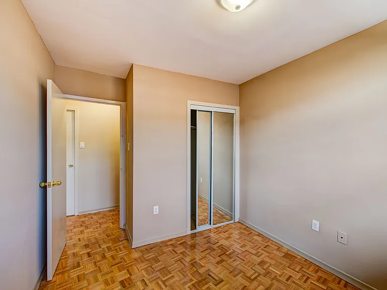 1785 Bloor St — Photo 27