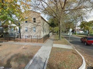 7957 S Woodlawn Ave, Chicago, IL 60619