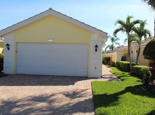 7512 Firenze Ln, Naples, FL 34114