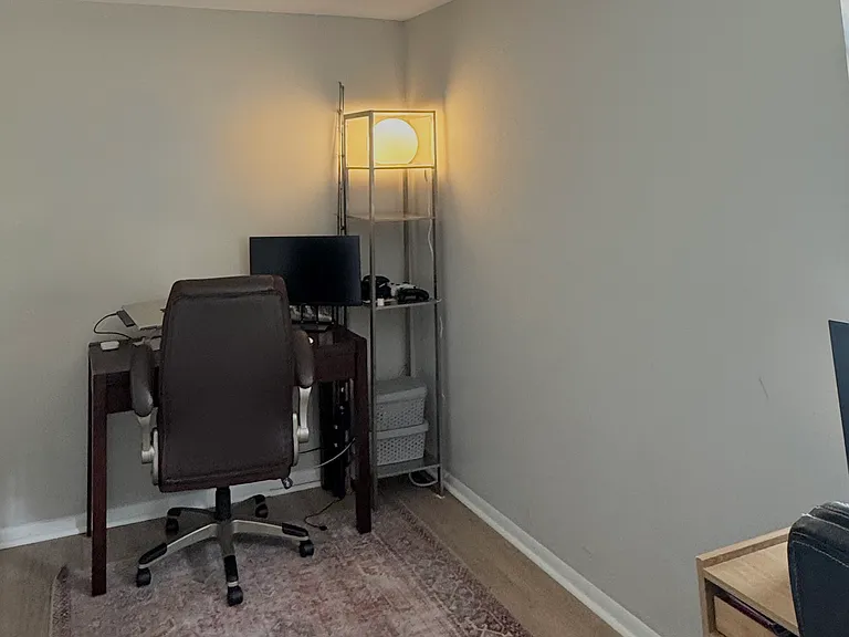 7713 Crown Crest Ct — Photo 19