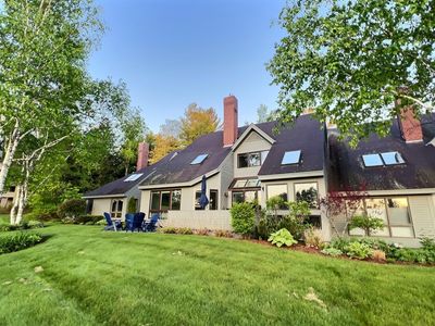 11 The Seasons, New London, NH, 03257