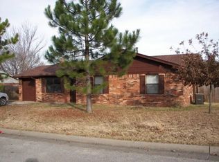 3700 Governor Harris Dr, Ada, OK 74820