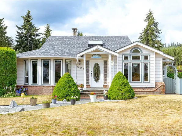 626 Delcourt Ave, Ladysmith, BC V9G 1N9
